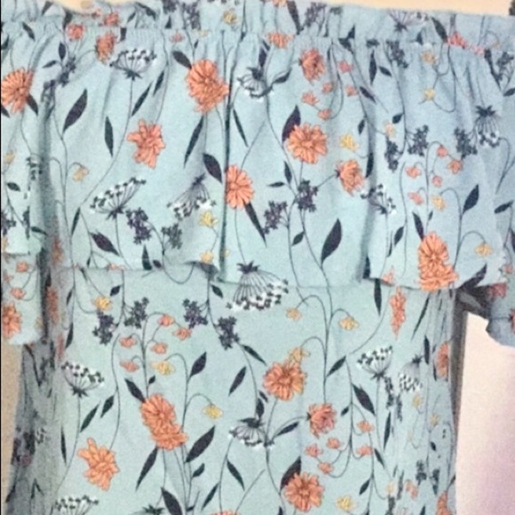 ❌DONATED❌Blue Floral Print Off The Shoulders Ruffle Top - Picture 5 of 7